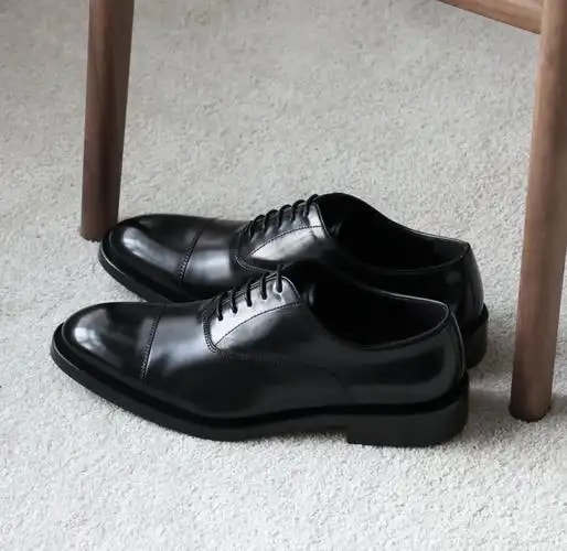 男士商务皮鞋